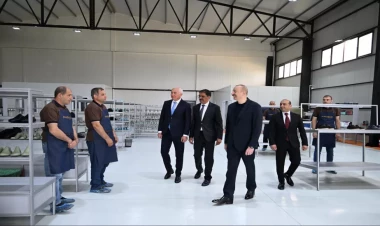 İlham Əliyev “PIRSHAGHI” ayaqqabı fabrikinin Laçın filialının açılışında iştirak edib - VİDEO - FOTO