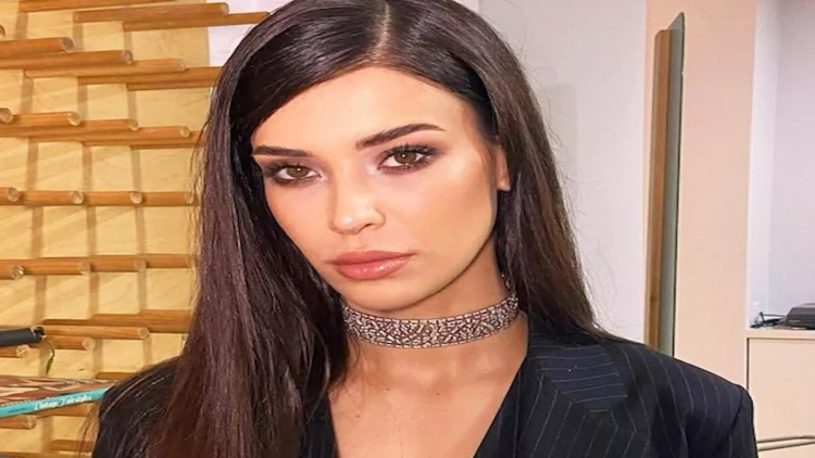 Aktrisanın çəkilişdə halı PİSLƏŞDİ: təcili əməliyyata alındı