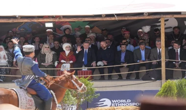 Ərdoğan və xanımı Azərbaycan nümayəndə heyətinin çıxışını izlədilər - FOTO