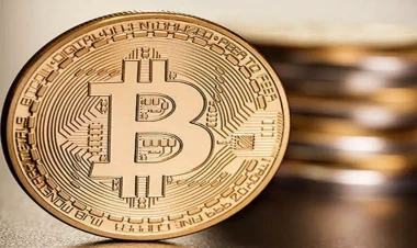Bitcoin rekord qırdı: Məzənnə 111 min dolları aşdı