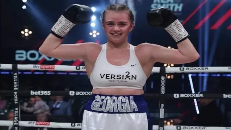 25 yaşlı idmançı xərçəngdən öldü - FOTO