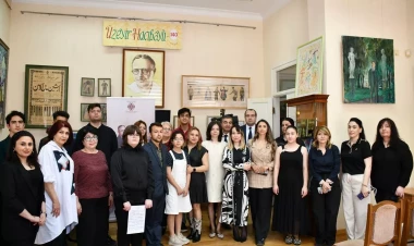 İtalyan pianoçu ilə ustad dərsi təşkil edilib - FOTO