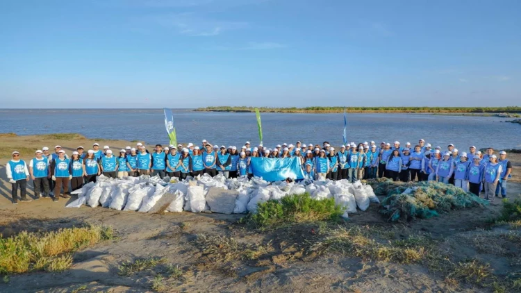 IDEA Kür çayının Xəzər dənizinə birləşdiyi hissəsində ənənəvi təmizlik aksiyası keçirib - FOTO