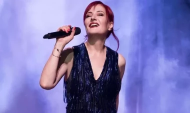 Məşhur müğənni kəndə köçüb - tovuz quşu saxlayır, banka bağlayır - FOTOlar