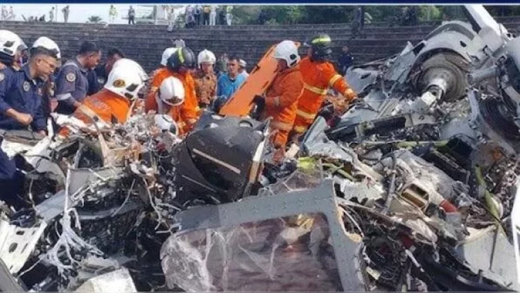 Finlandiyada helikopterlər toqquşdu - ölənlər var