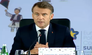 Makron sülh müqaviləsindən danışdı