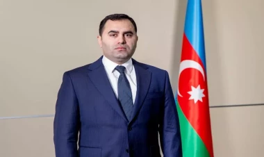 Prezidentin yüksək vəzifəyə təyin etdiyi Tural Piriyev bu məşhurun oğludur - FOTO