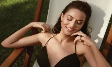 Fahriye Evcen 11 il sonra bunu etdi - FOTO