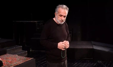 Dövlət Milli Gənc Tamaşaçılar Teatrında 