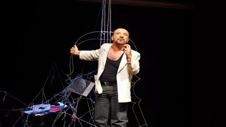 Milli Gənc Tamaşaçılar Teatrı Qazaxstanda “MONOFEST” teatr festivalında iştirak edəcək - FOTO