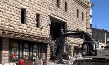 “Şəki” restoranı sökülür - VİDEO