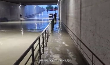 Bakıda tuneli su basdı - VİDEO