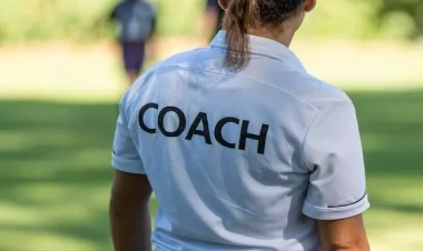 Azərbaycan futbolunda ilk - Kişi komandasında qadın məşqçi