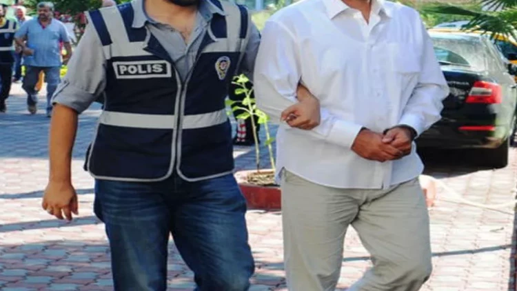 Bu azərbaycanlı Türkiyədən qovuldu - Digərinə cinayət işi açıldı - FOTO