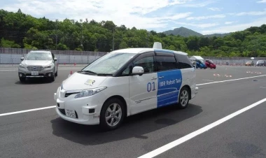 Sürücüsüz taksilər bu tarixdən işləyə bilərlər