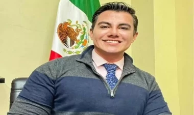 Siyasətçi restoranda yemək yeyərkən güllələndi - FOTO