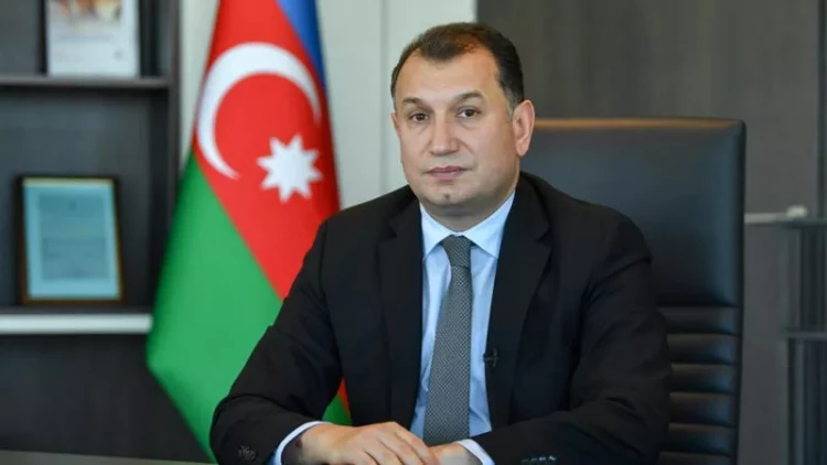 Sahib Məmmədov köməkçisini işdən çıxardı