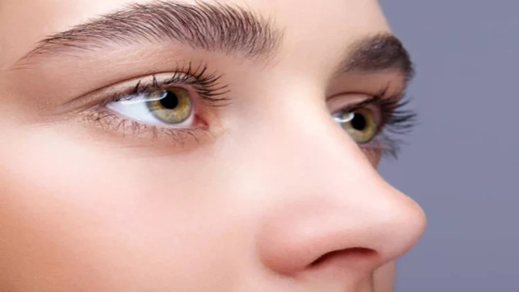 Burunda çıxan sızanaq nəyi bildirir?