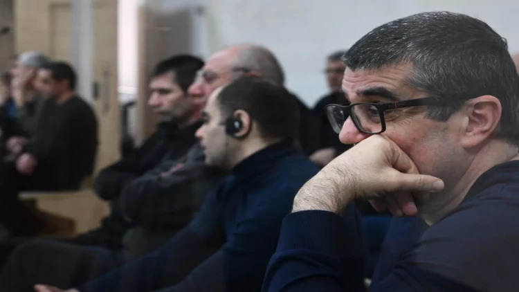 Ermənistan silahlı qüvvələrinin Azərbaycan vertolyotunu vurması ilə bağlı sənədlər məhkəmədə tədqiq olunub - FOTO