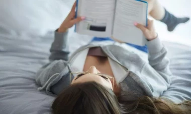 Uzanaraq kitab oxuyanlara BƏD XƏBƏR - Bel-boyun hissələrdə...