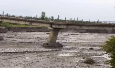 Qubada körpü çökdü, 30-dan çox kəndin yolu bağlandı - FOTO