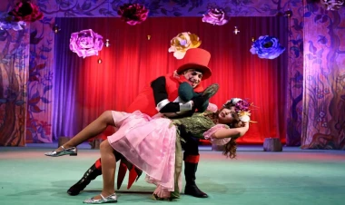 Azərbaycan Dövlət Milli Gənc Tamaşaçılar Teatrında 