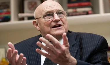 İlham Əliyev Riçard Armitacın vəfatı ilə bağlı başsağlığı verib