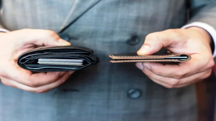 Pul kisənizə bu sadə əşyaları qoyun – Bərəkət və bolluq qapınızı döysün!