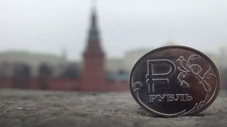 Rubl kəskin BAHALAŞDI - Azərbaycana da təsiri olacaq