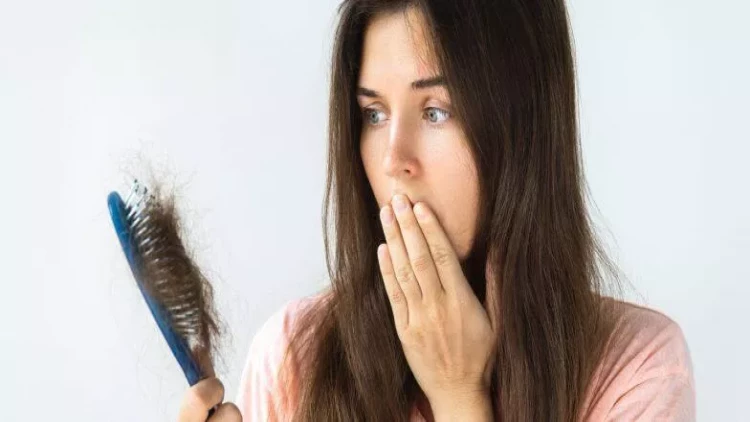 Saçı tökülən qadınlar mütləq OXUSUN