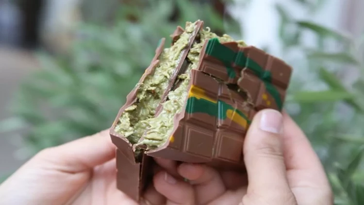 Dubay şokoladı qalmaqalı - Milyonlarla insan xərçəng yaradan bu maddəni yeyibmiş