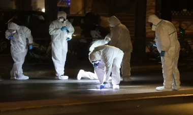 Yunanıstanda dəmir yolu binasında partlayış - FOTO