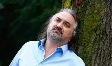 Azərbaycanlı gənc Volkan Konakın şəklini başına həkk etdirdi - FOTO