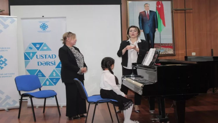 Gəncədə fortepiano və vokal ixtisasları üzrə ustad dərsləri təşkil olunub - FOTOlar