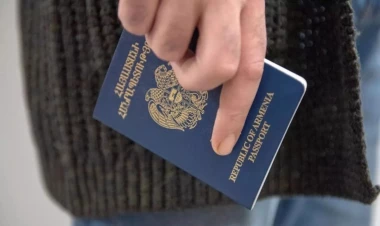 Qarabağ ermənilərinin yeni pasportlarında doğum yeri Azərbaycan göstərilir