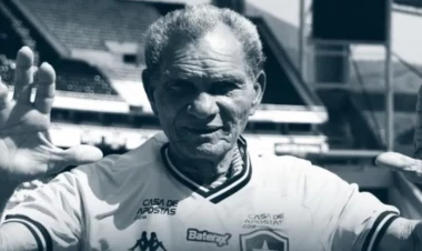 Məşhur qapıçı vəfat etdi