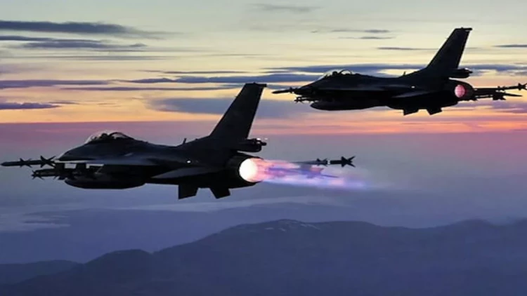 Yunanıstanda qırıcı təyyarələr bu ölkələrlə birgə havaya qalxdı: Nə baş verir?