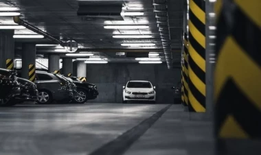 Parkinq yeri tapa bilməyənlərin NƏZƏRİNƏ: Yeniləri tikiləcək