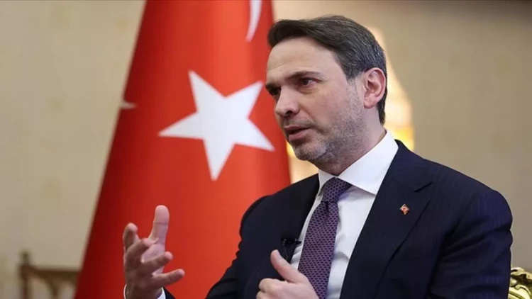 Bayraktar: Türkiyə ilə Azərbaycan arasında enerji sahəsindəki əməkdaşlıqda yeni səhifə açılır