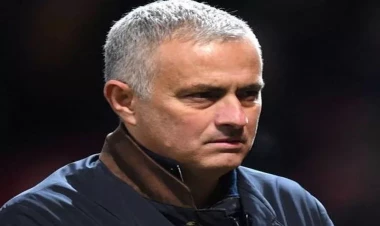 Mourinyo 5 qat dünya çempionu millinin məşqçisi olacaq?