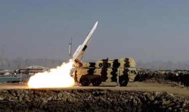 Rusiya Krivoy Roqu raketlərlə vurdu - 68 yaralı, 19 ölü var -  9-u uşaqdır