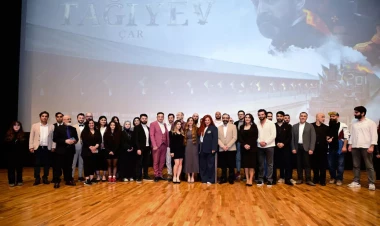 Arzu Əliyeva Nizami Kino Mərkəzində “Tağıyev: Çar” bədii filminin təqdimat mərasimində iştirak edib - FOTO