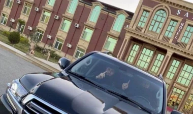 Bakıda məşhur hotelin sahibi elektron qolbaqda gəzəcək