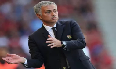 İstanbul prokurorluğu Mourinyo haqda qərar verdi