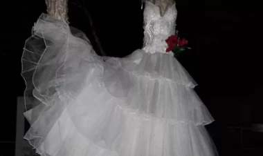 Bakıda qəbiristanlıqdakı gəlinlik insanları qorxudur - VİDEO