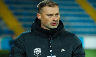 “Berezutski jurnalistlərin boş-boş suallarını cavablamağa məcbur deyil”