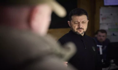 Zelenski Rusiya ilə sərhəddə - FOTO