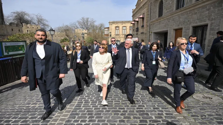 Almaniya Prezidenti Frank-Valter Ştaynmayer İçərişəhərlə tanış olub - FOTO
