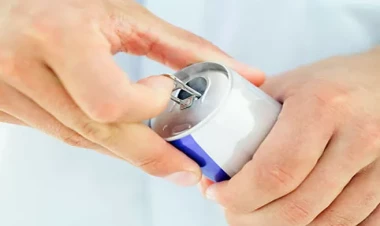 Enerji içkiləri ilə bağlı XƏBƏRDARLIQ: Qəfil ölümə səbəb ola bilər