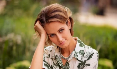 Məşhur rusiyalı aktrisa Alena Kolomina Bakı ilə bağlı arzusundan danışdı